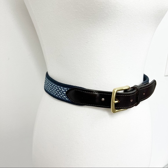Vineyard Vines Canvas Whale Belt Made in USA Size 30 - Picture 2 of 11